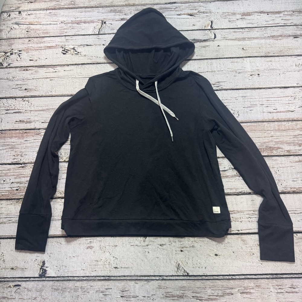 Vuori Women's Halo Essential Hoodie Gray Charcoal Cropped Size Small?